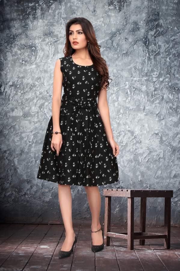 Party Wear Western Fancy Ladies Top